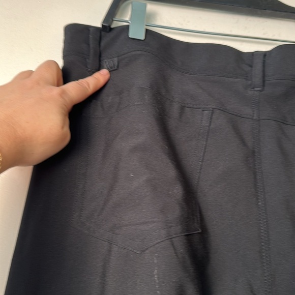 Men's Black VRST Limitless Athletic Fit 5 Pocket Chino Pant Size 36 x 32 - Picture 5 of 10